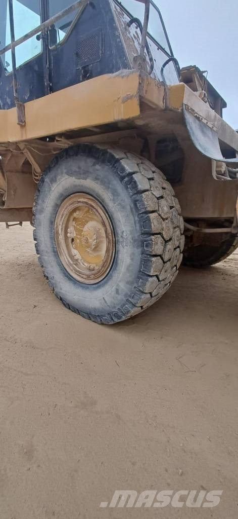 CAT 773 F Άκαμπτα Dumper με ανατρεπόμενο κάδο
