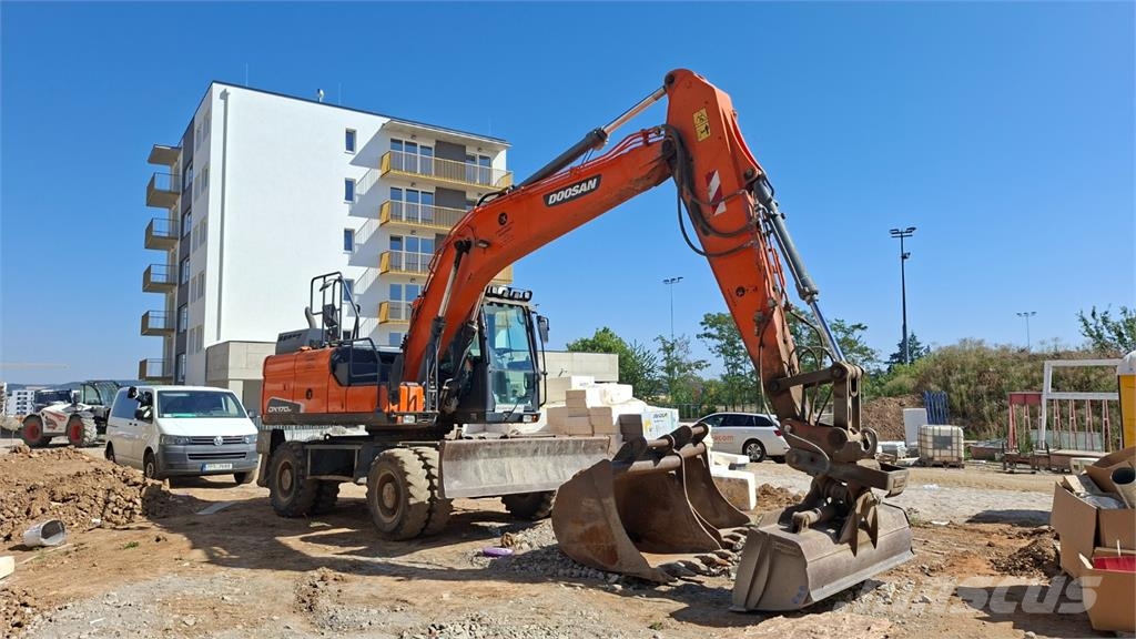 Doosan DX 170 W - 5 4X4 Outros Florestal