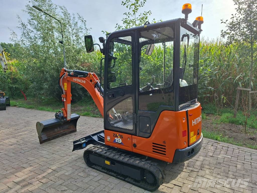 Hitachi ZX 19-6 Minigraafmachines < 7t