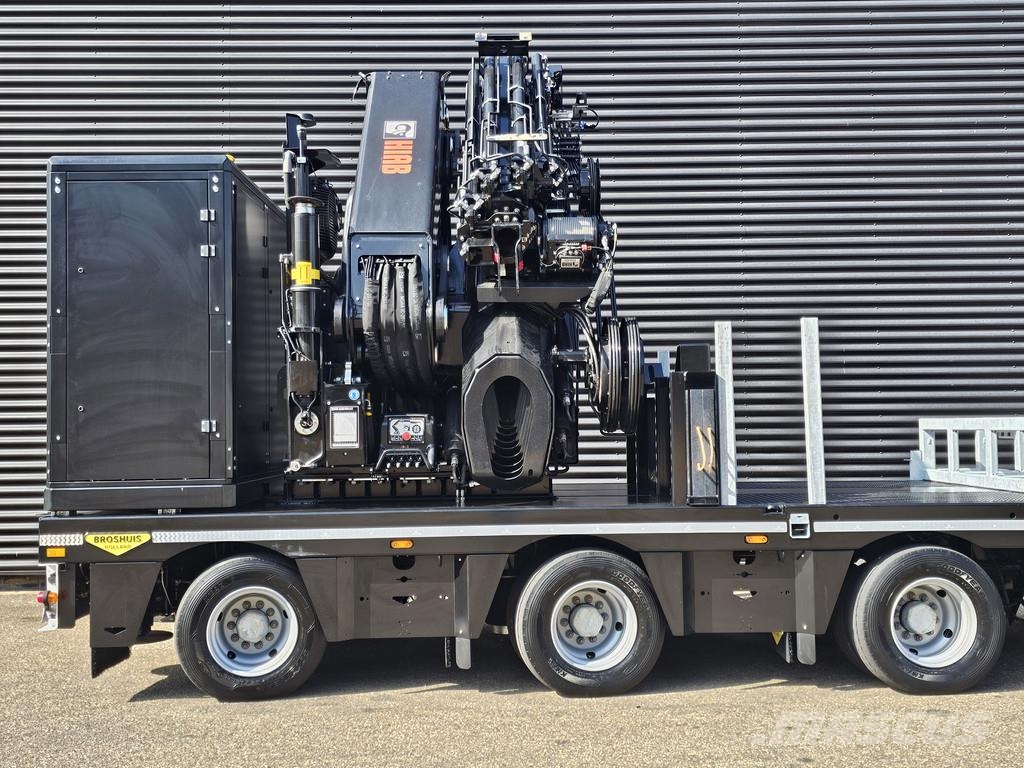 Broshuis 3ABSD / EXTENADABLE / HIAB 95 tm + JIB / ELECTRIC نصف مقطورة مسطحة منخفضة