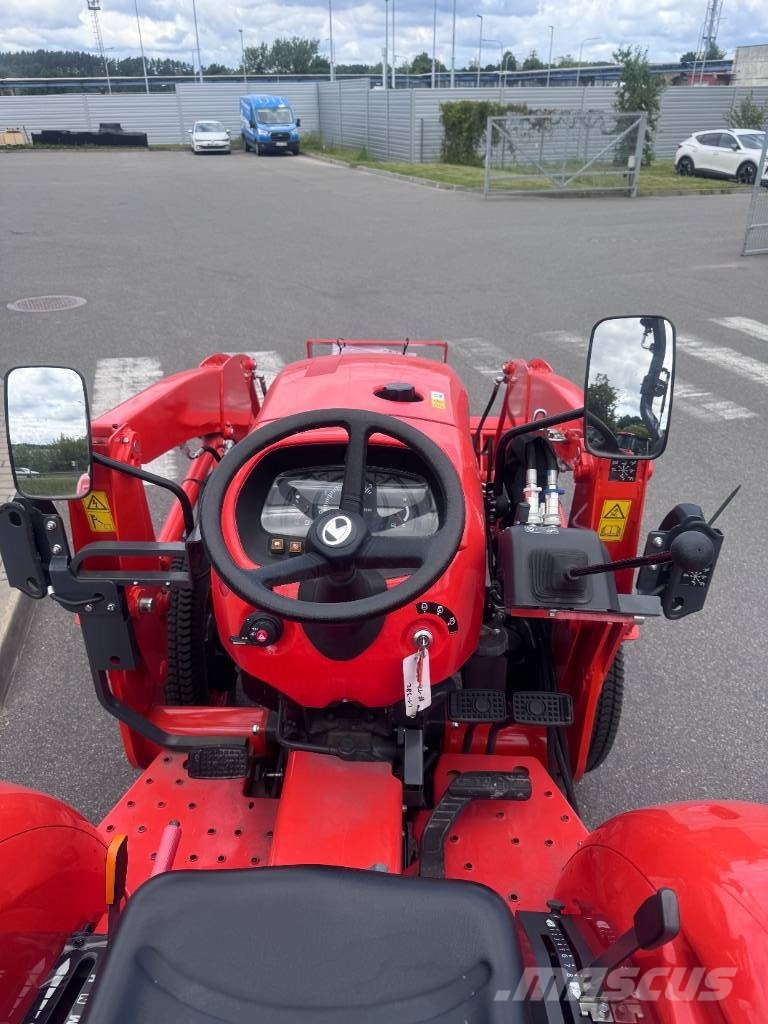 Kubota L1-382 HST الجرارات