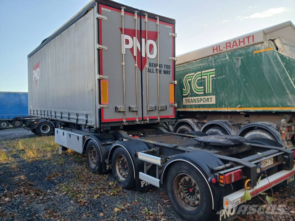 VAK V-slider 7,80m ja 2,86 kork Plachtové návěsy