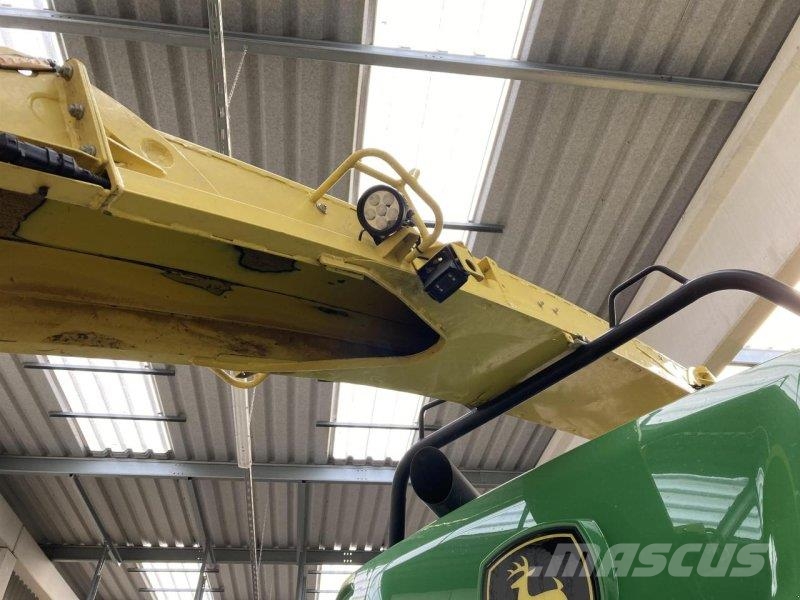 John Deere 8300i ProDrive Kombajni za stočnu hranu