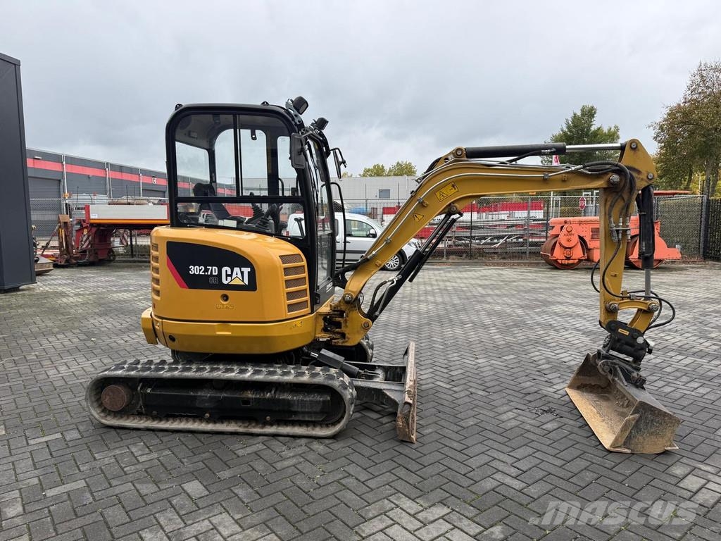 CAT 302.7 Powertilt | 1331 Hours | Year: 2019 | 3x buc 小型挖土機/掘鑿機<7t(小型挖掘機)