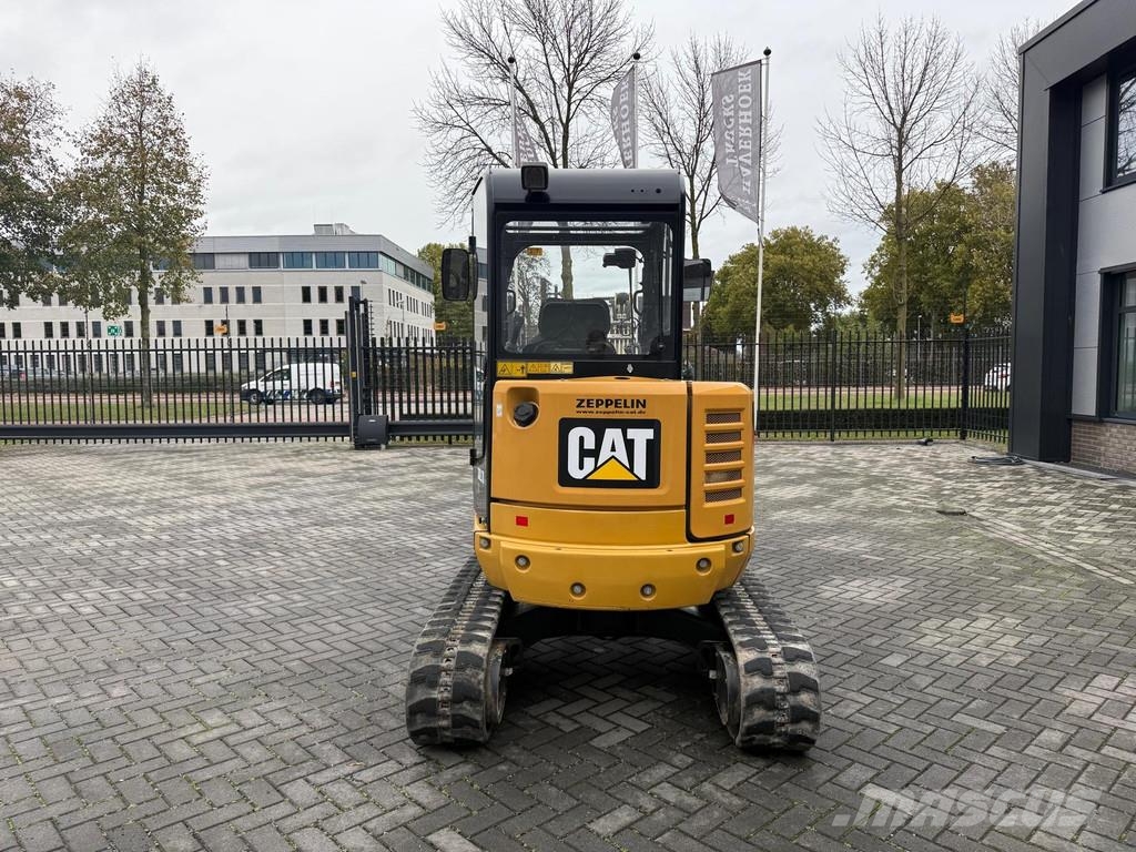 CAT 302.7 Powertilt | 1331 Hours | Year: 2019 | 3x buc 小型挖土機/掘鑿機<7t(小型挖掘機)