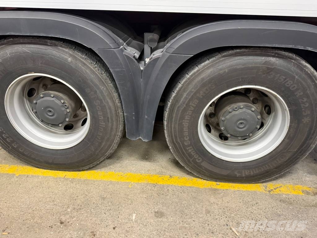 Mercedes-Benz Arocs 6x4 Junjin JXZ37-5 18HP Camiones de concreto