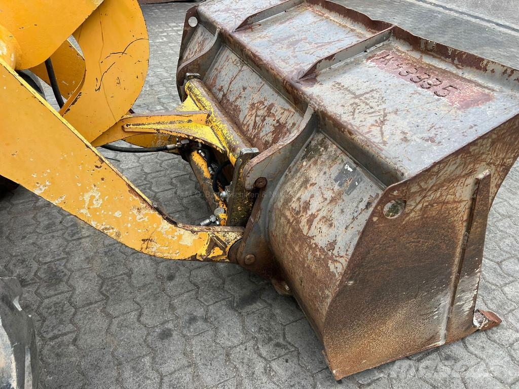 Zettelmeyer ZL 602 لوادر بعجل
