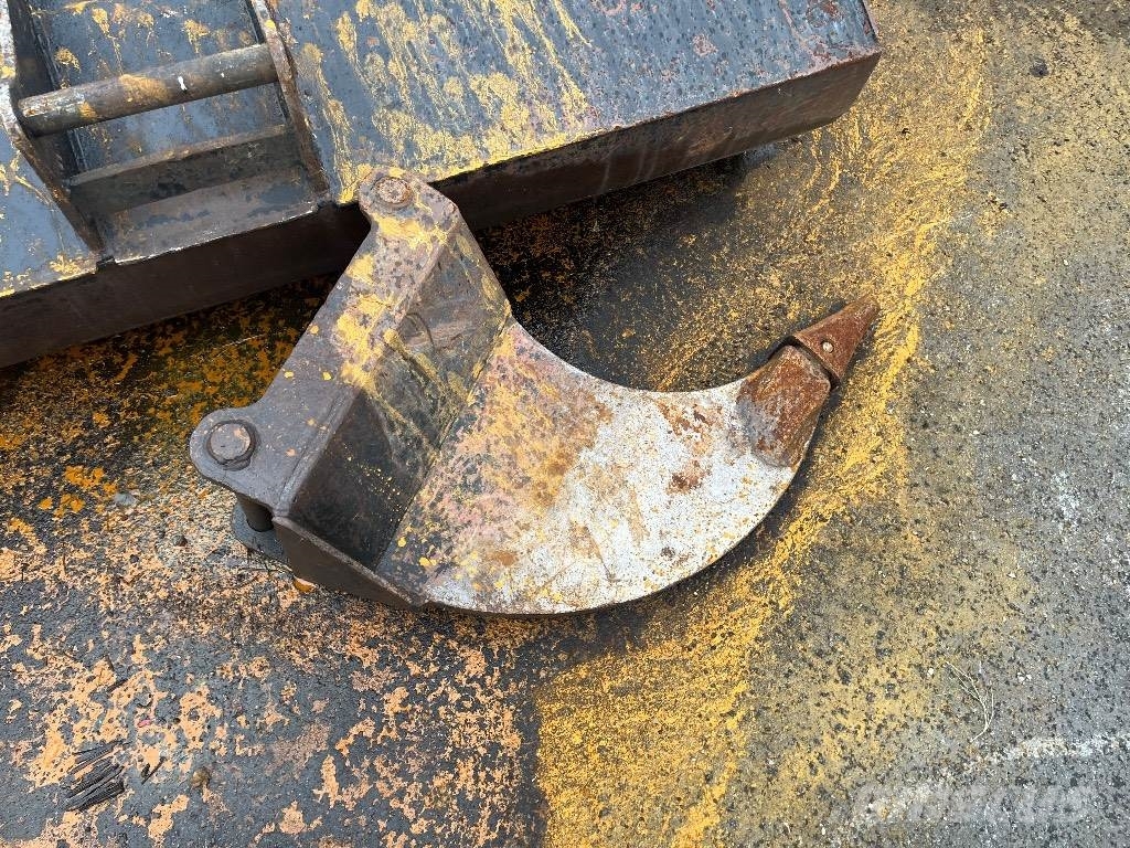 CASE CX 85 D SR / Engcon, 3 kauhaa, Rasvari حفارات وسط 7 طن - 12 طن