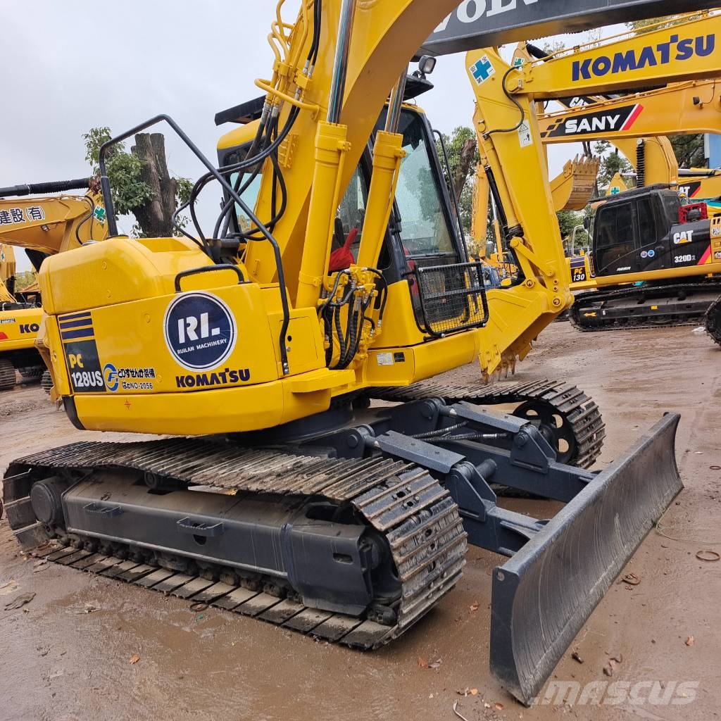 Komatsu PC 128 made in Japan 중형굴삭기 7톤-28톤