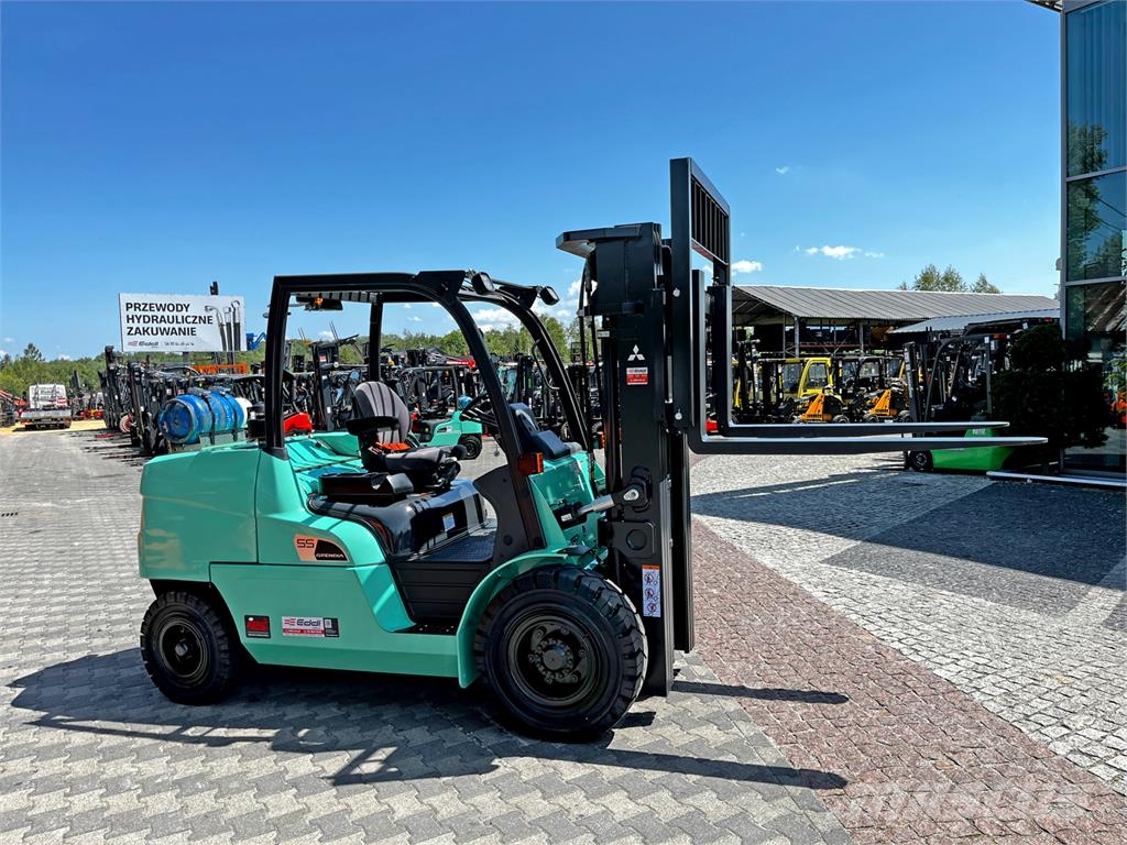 Mitsubishi FG55NT Gāzes autoiekrāvēji (LPG)