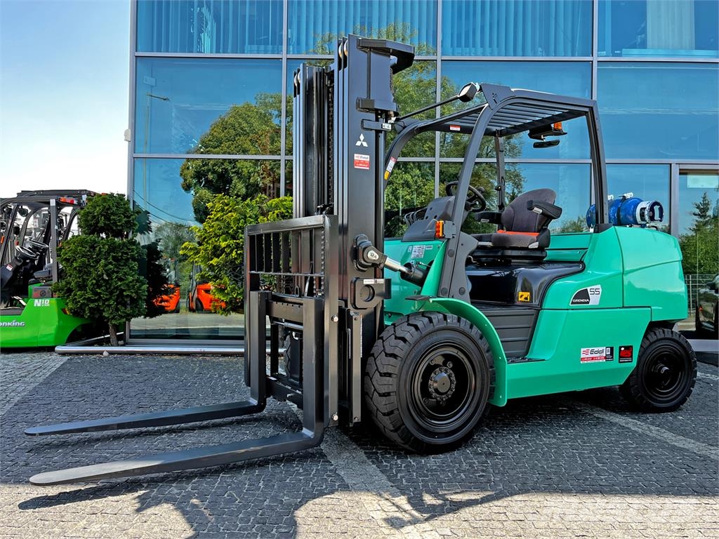 Mitsubishi FG55NT Gāzes autoiekrāvēji (LPG)