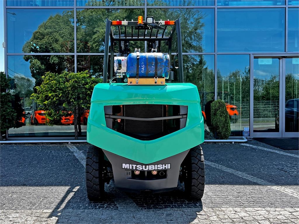 Mitsubishi FG55NT Plinski viljuškari