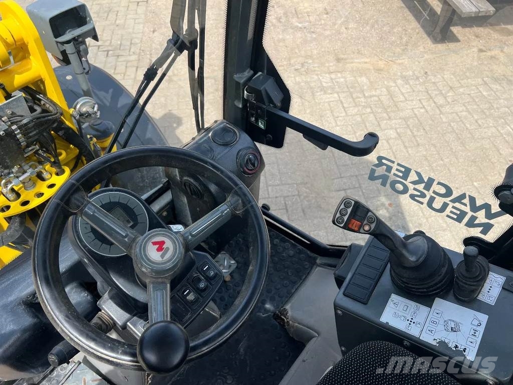 Wacker Neuson WL34 Ładowarki kołowe