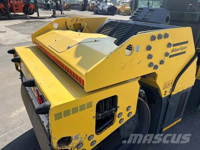 Dynapac CC 2300 트윈 드럼 롤러