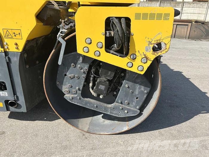Dynapac CC 2300 트윈 드럼 롤러
