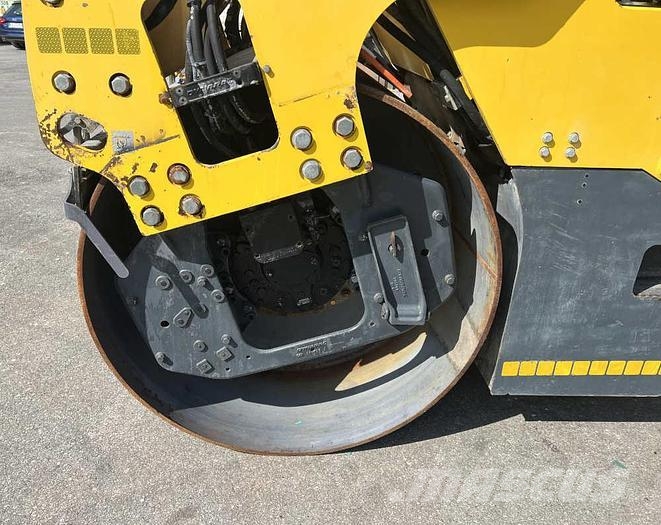 Dynapac CC 2300 트윈 드럼 롤러
