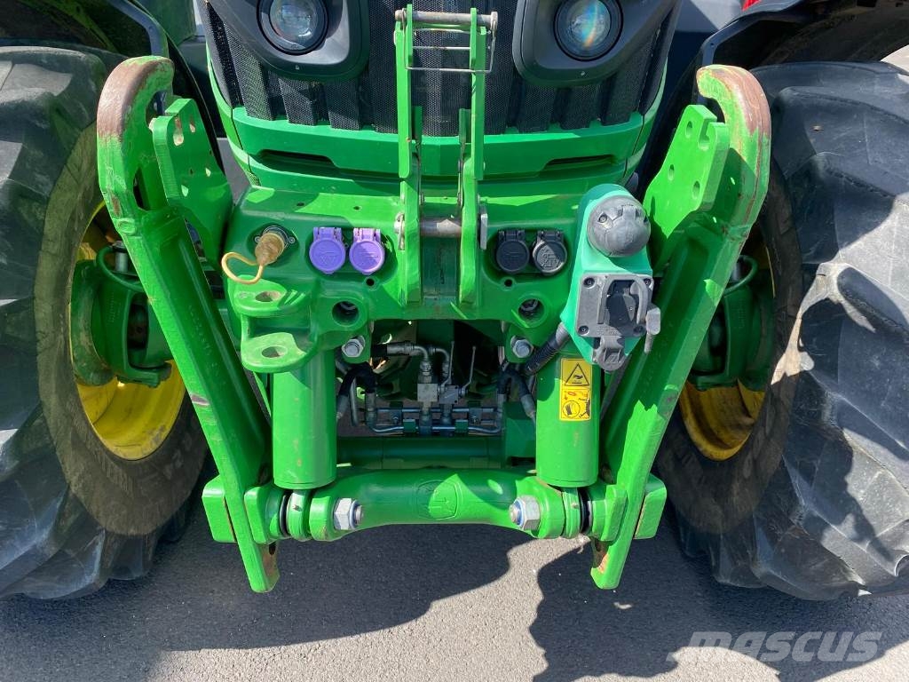 John Deere 6130 R AUTOPOWER DESTOCKAGE Traktorer