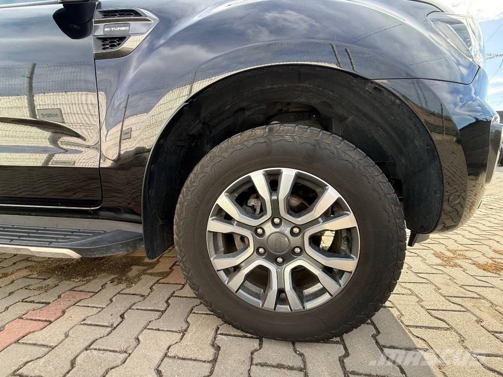 Ford Ranger Caja abierta/laterales abatibles