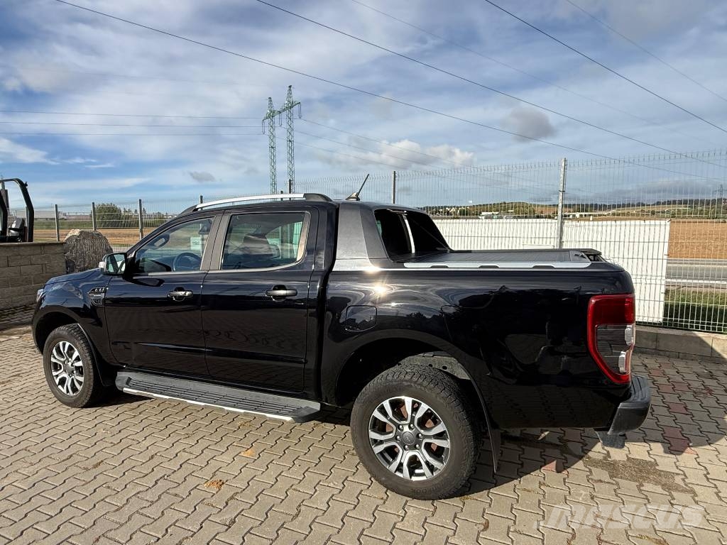 Ford Ranger Caja abierta/laterales abatibles