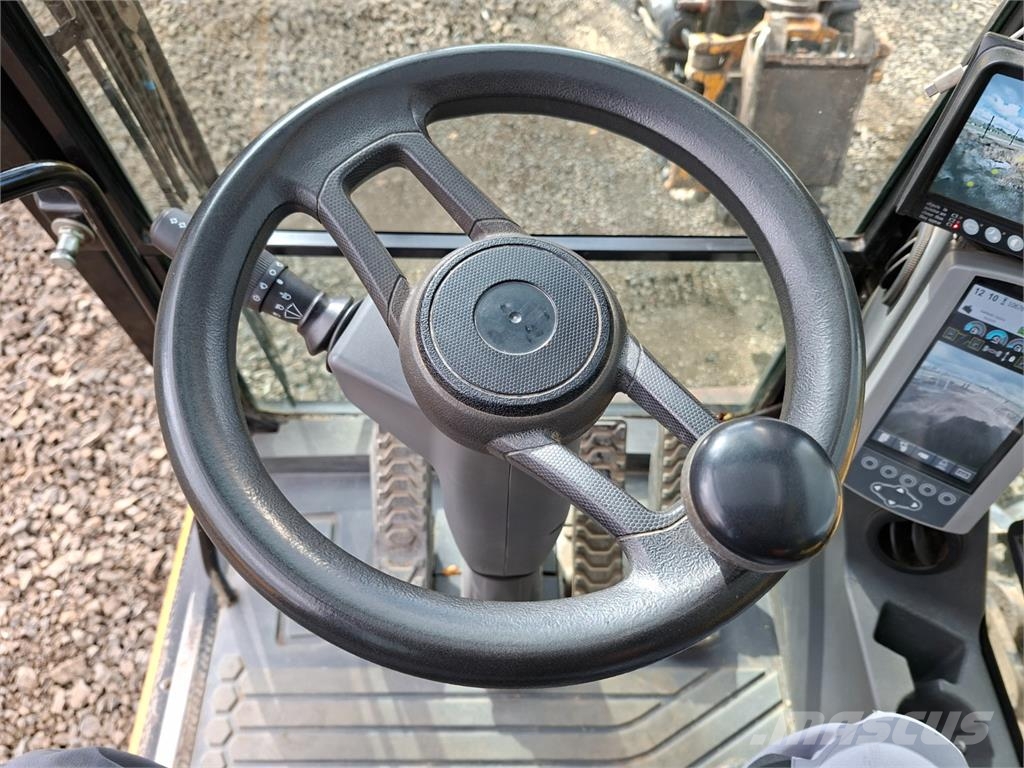 CAT M 314 F 4X4 Stavebnictví - ostatní