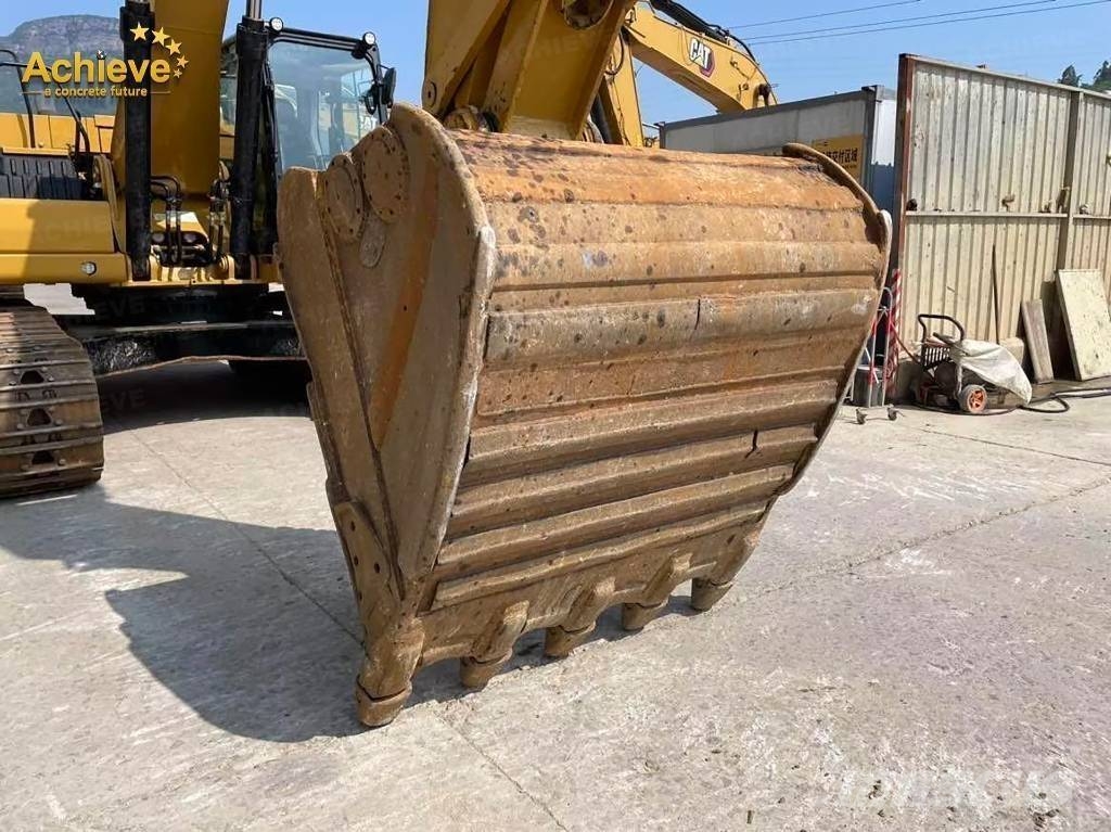 CAT 330 履带挖掘机