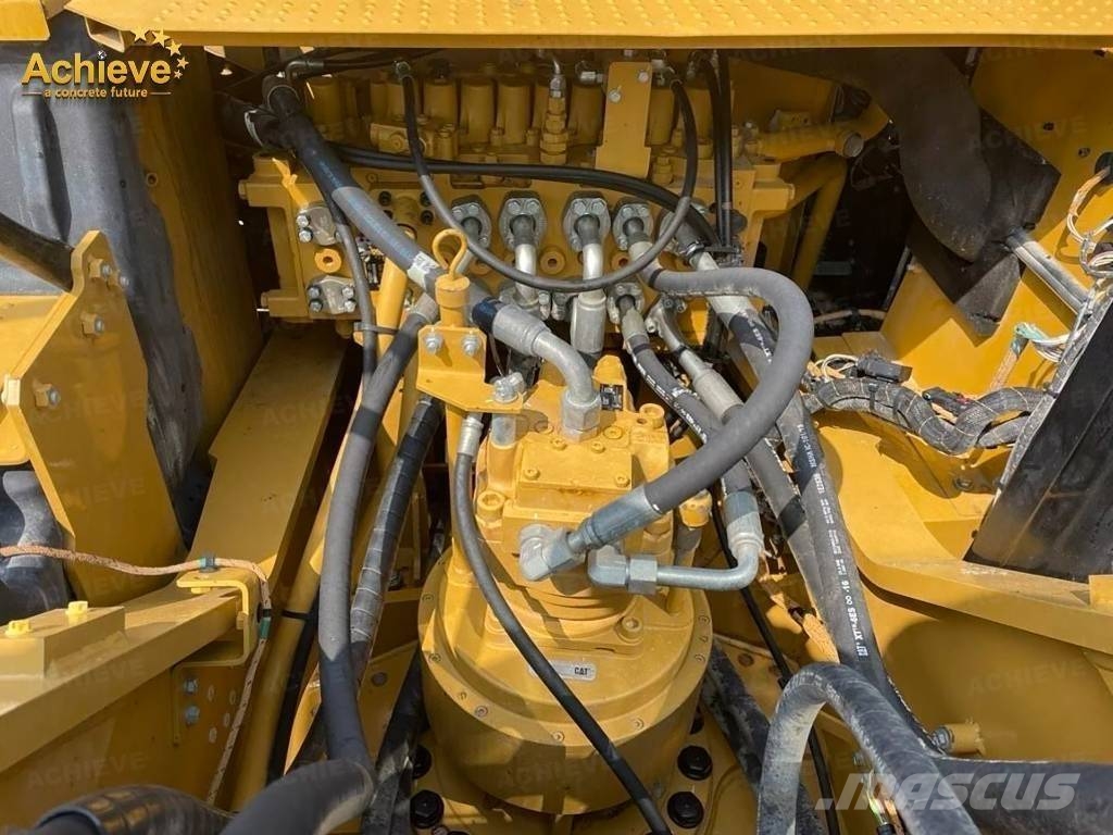 CAT 330 履带挖掘机