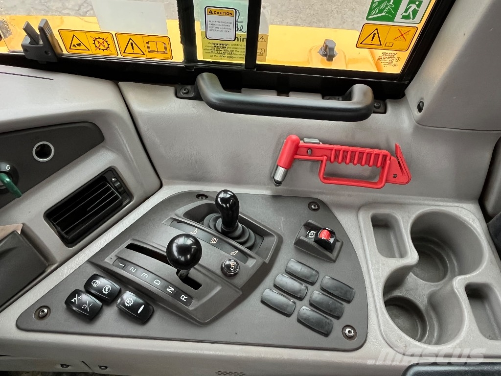 Volvo A30G ( Tail Door ) Belden kirma kaya kamyonu