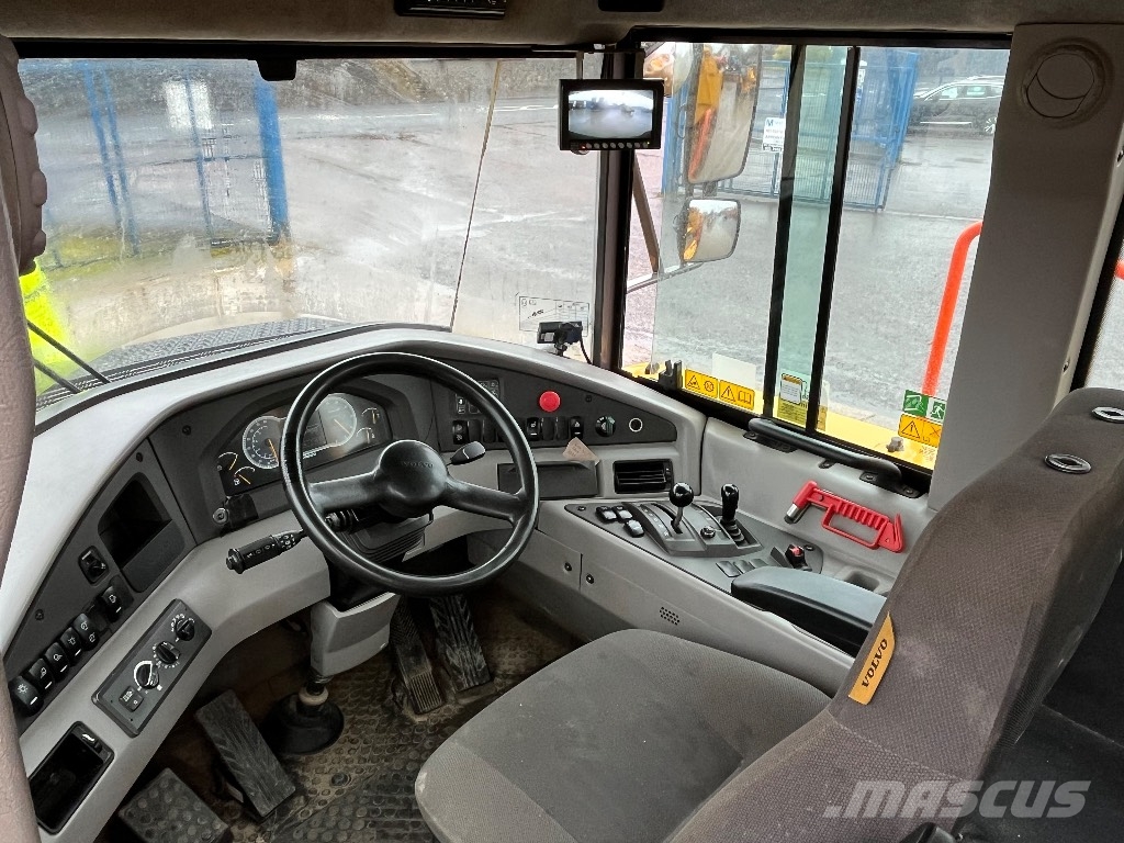 Volvo A30G ( Tail Door ) Belden kirma kaya kamyonu
