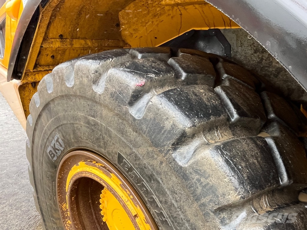 Volvo A30G ( Tail Door ) Belden kirma kaya kamyonu