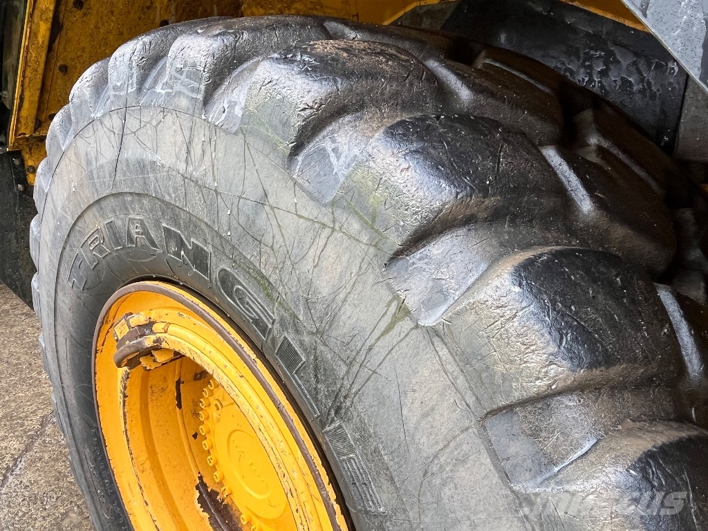 Volvo A30G ( Tail Door ) Belden kirma kaya kamyonu
