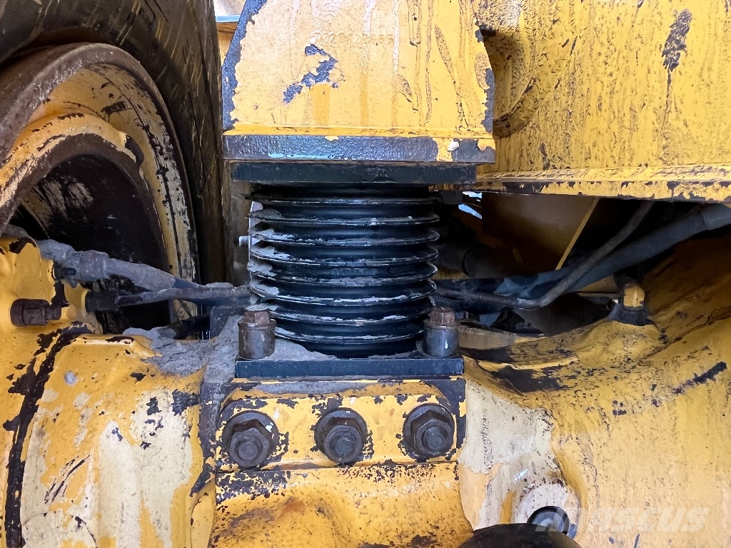 Volvo A30G ( Tail Door ) Belden kirma kaya kamyonu