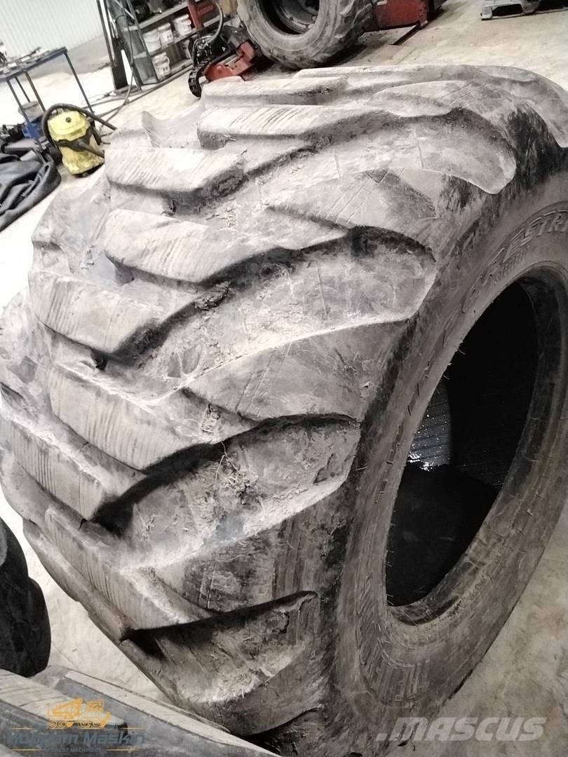 Trelleborg T480 800/40x26,5 Tyres, wheels and rims