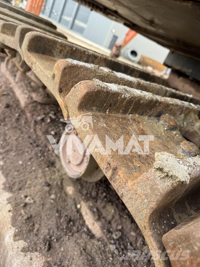 Hitachi ZX650LCH Raupenbagger