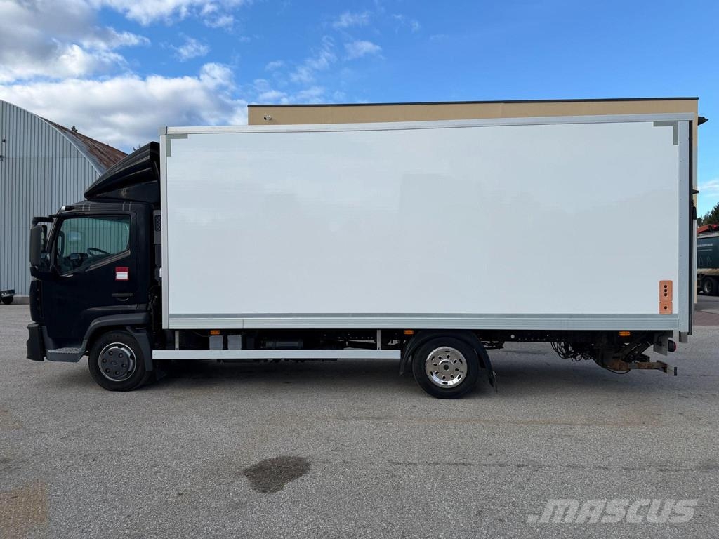 Renault D7.5 4X2 EURO6 + MANUAL + 38600KM!! Furgoonautod