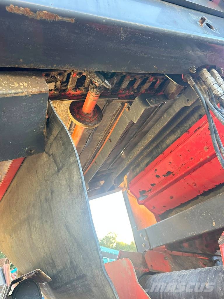 Sandvik QE 341 Mobile screeners