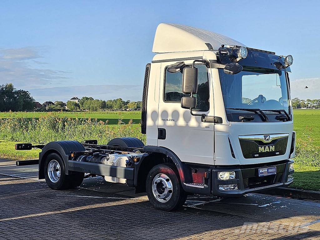 MAN 8.220 TGL PTO AIRCO WB305 Camion cabina sasiu