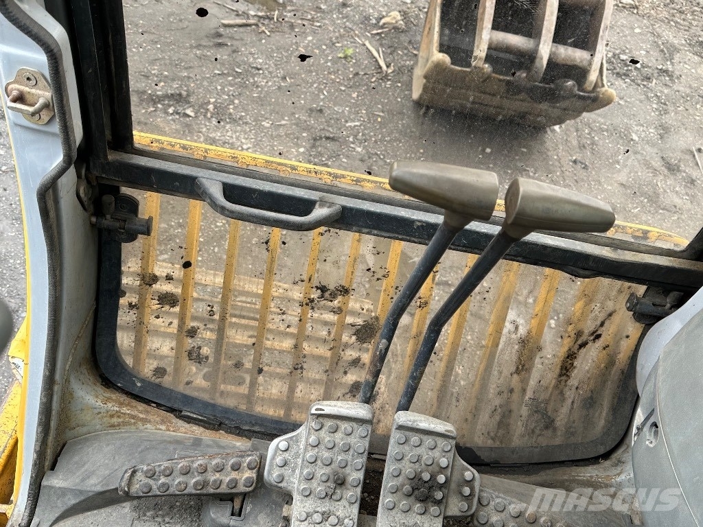 John Deere 160 LC Excavatoare pe șenile