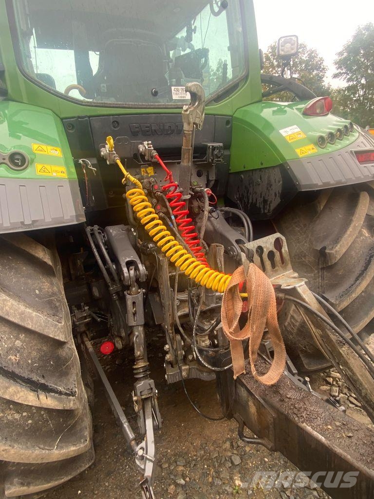 Fendt 516 Vario Gen3 Traktory