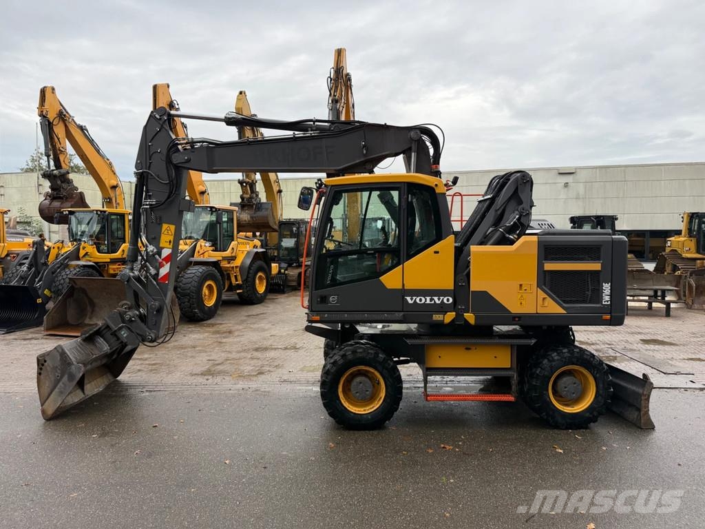 Volvo EW160E Wheeled excavators