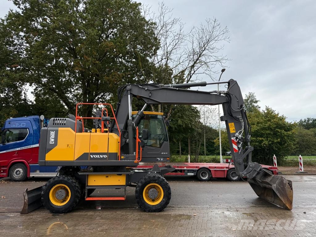 Volvo EW160E Wheeled excavators
