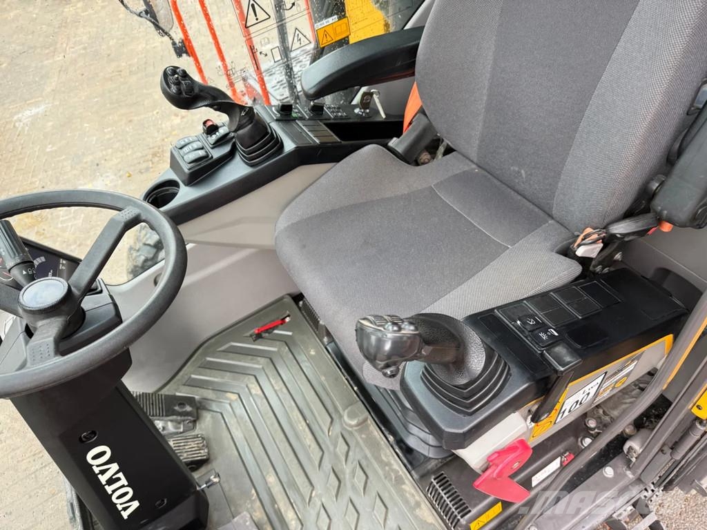 Volvo EW160E Wheeled excavators