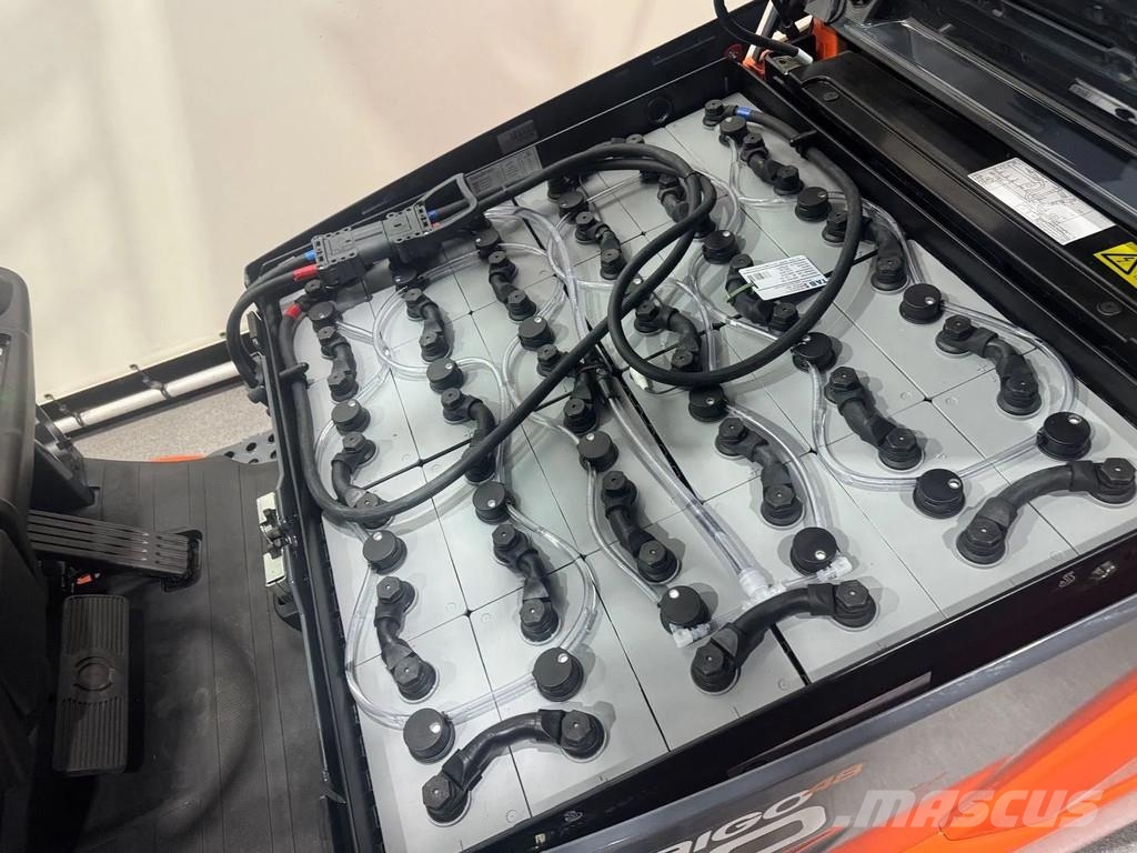 Toyota 8 FBM 20 T Električni viljuškari
