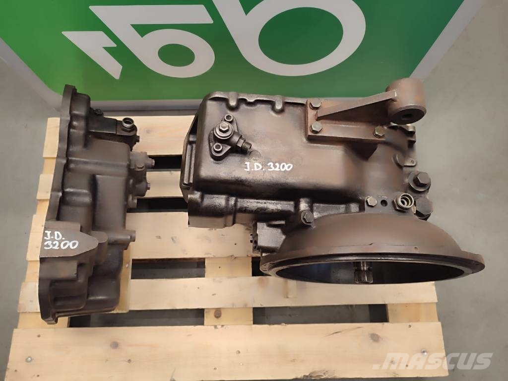 John Deere 3200 gearbox housing Getriebe