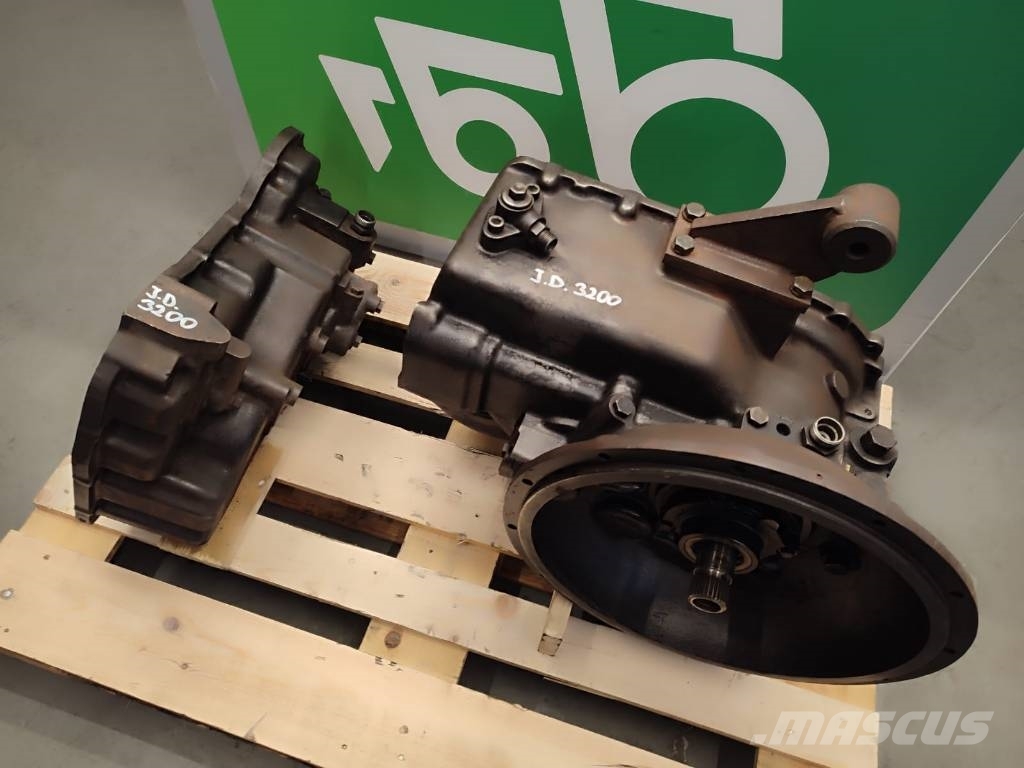 John Deere 3200 gearbox housing Getriebe