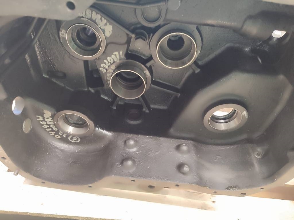 John Deere 3200 gearbox housing Getriebe