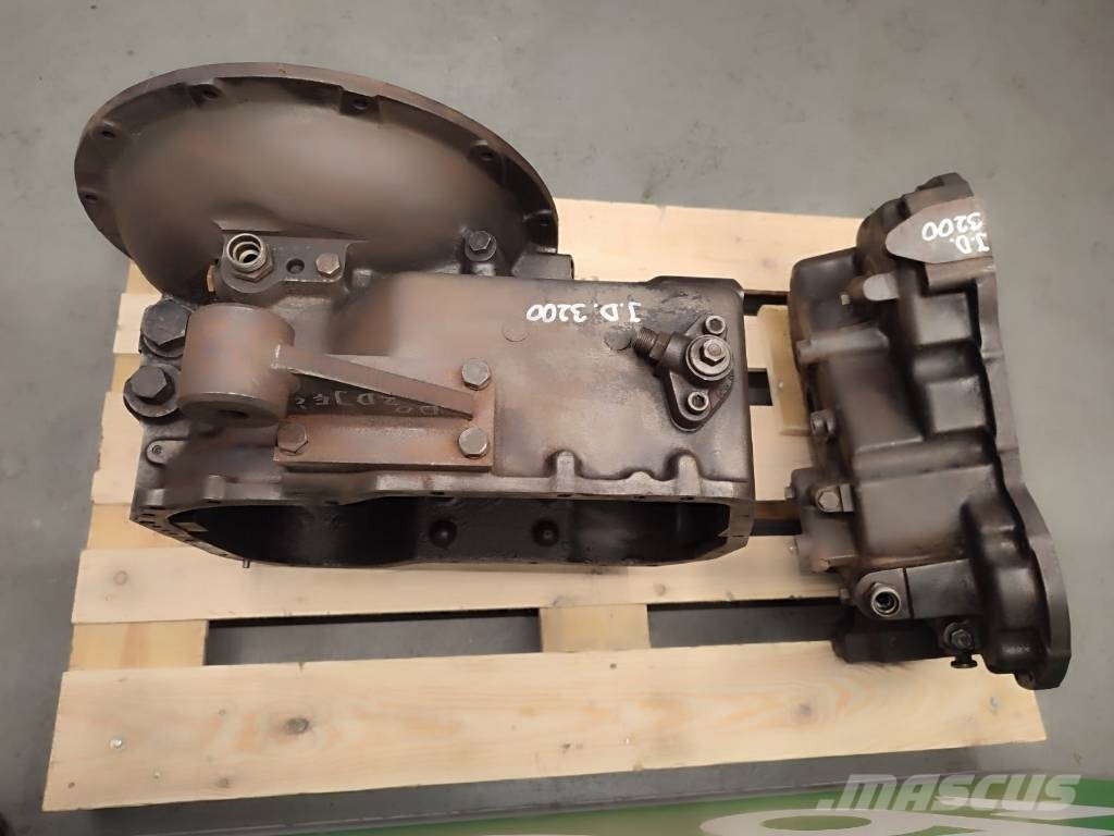 John Deere 3200 gearbox housing Getriebe