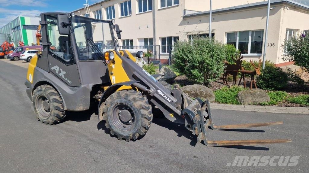 Mecalac AX 850 Cargadoras sobre ruedas