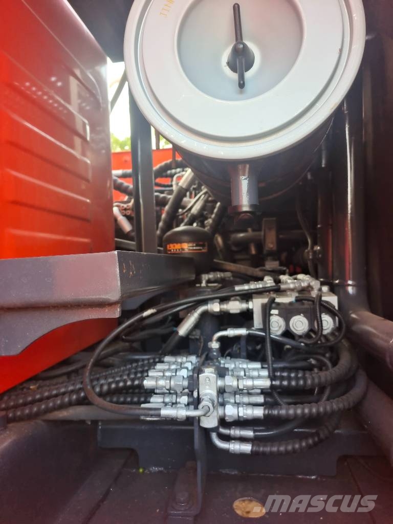 Doosan DX225LC-9C made in Korea Escavatori cingolati