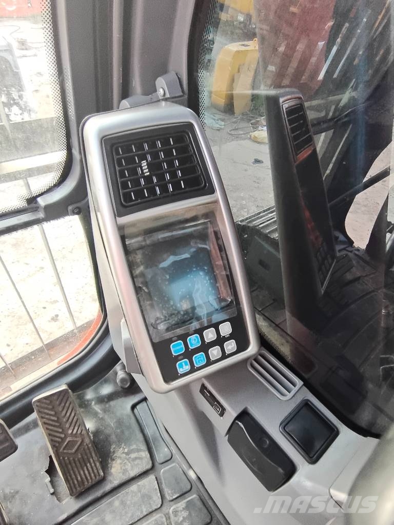 Doosan DX225LC-9C made in Korea Escavatori cingolati