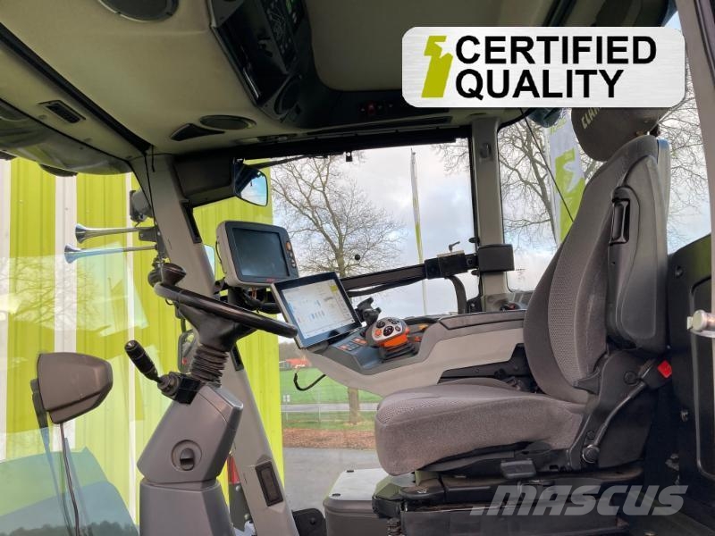 CLAAS XERION 4200 TRAC VC 트랙터